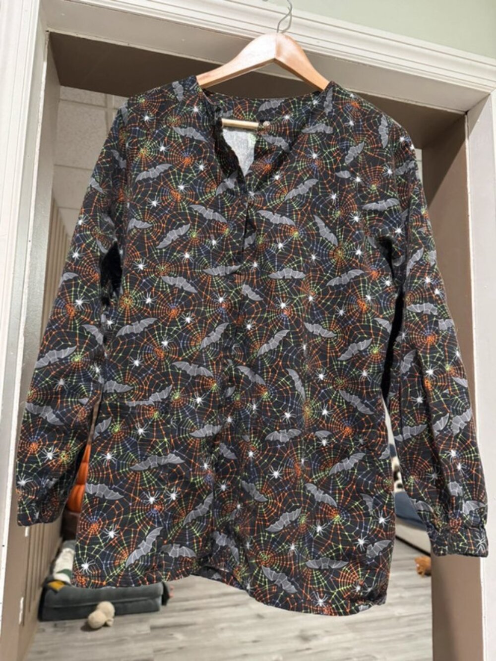 Bring It On Halloween Scrub Top Size M